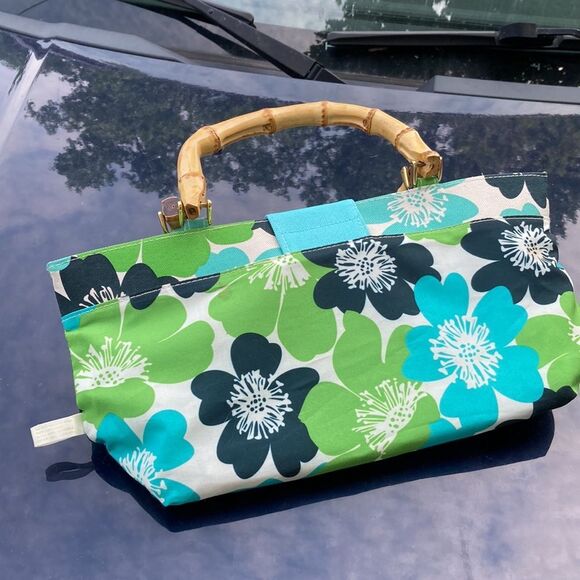 Estee Lauder Tropical Floral Tote Promotional Bag with Bamboo Handles - Picture 8 of 13